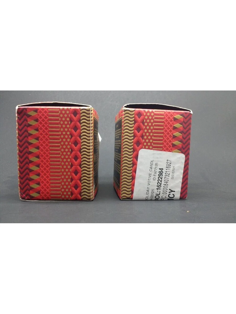 Lot of 2 Nest New York Holiday Scented Candle 2 oz   **READ**